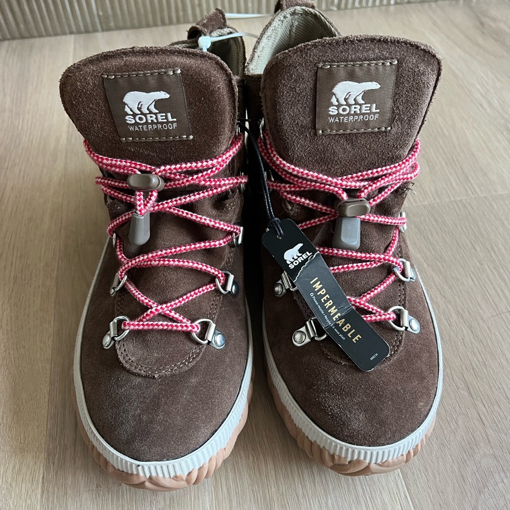 Kids Sorel Boots - size 6